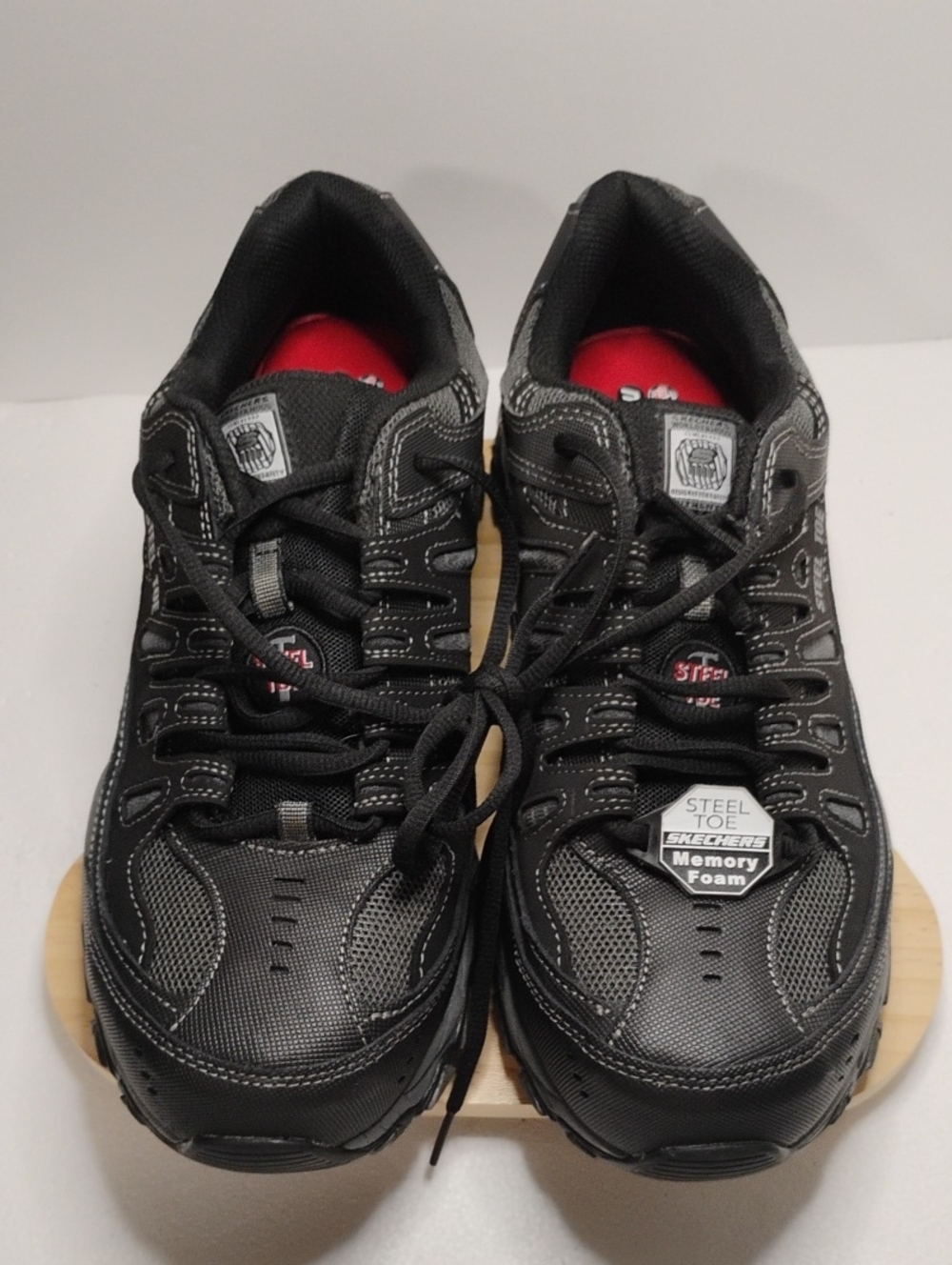 Skechers Men's Black Athletic Steel Toe Memory Foam Sneakers